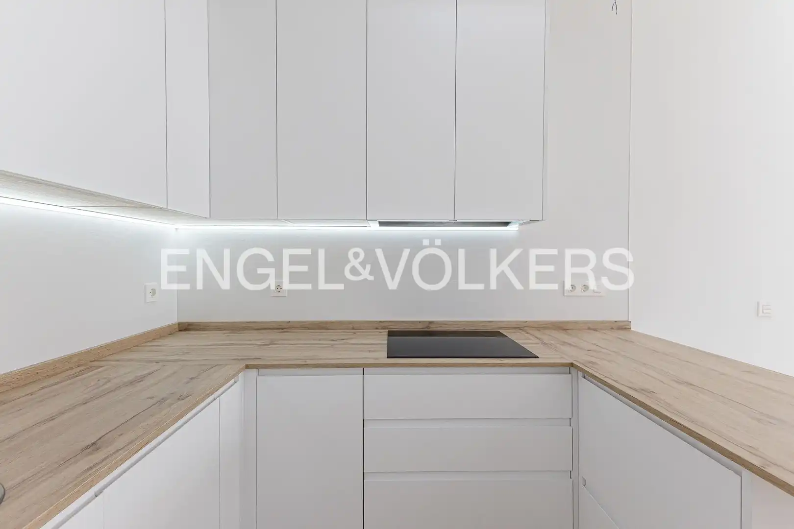 Kitchen of Attic for rent in Madrid  with Heating and Terrace
