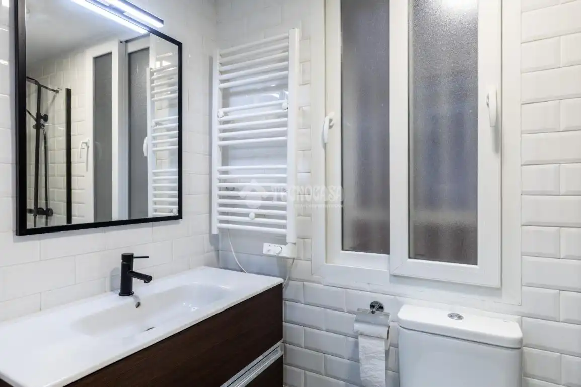 Baño de Piso en venta en Madrid con Calefacción