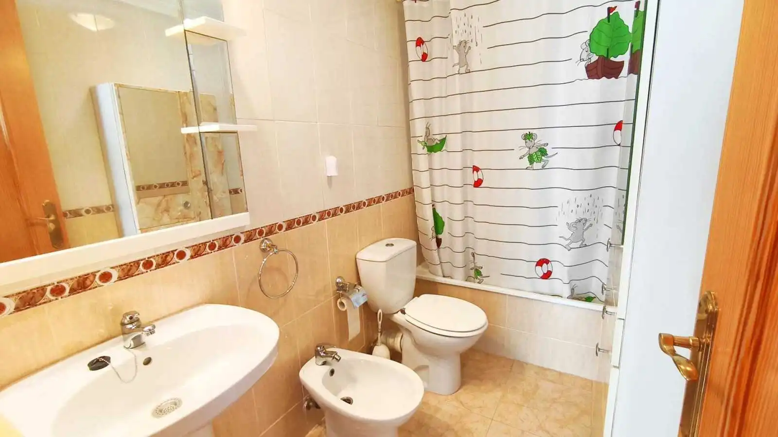Bathroom of Detached homes for sale in Cullera  with Air Conditioner, Terrace and Swimming Pool