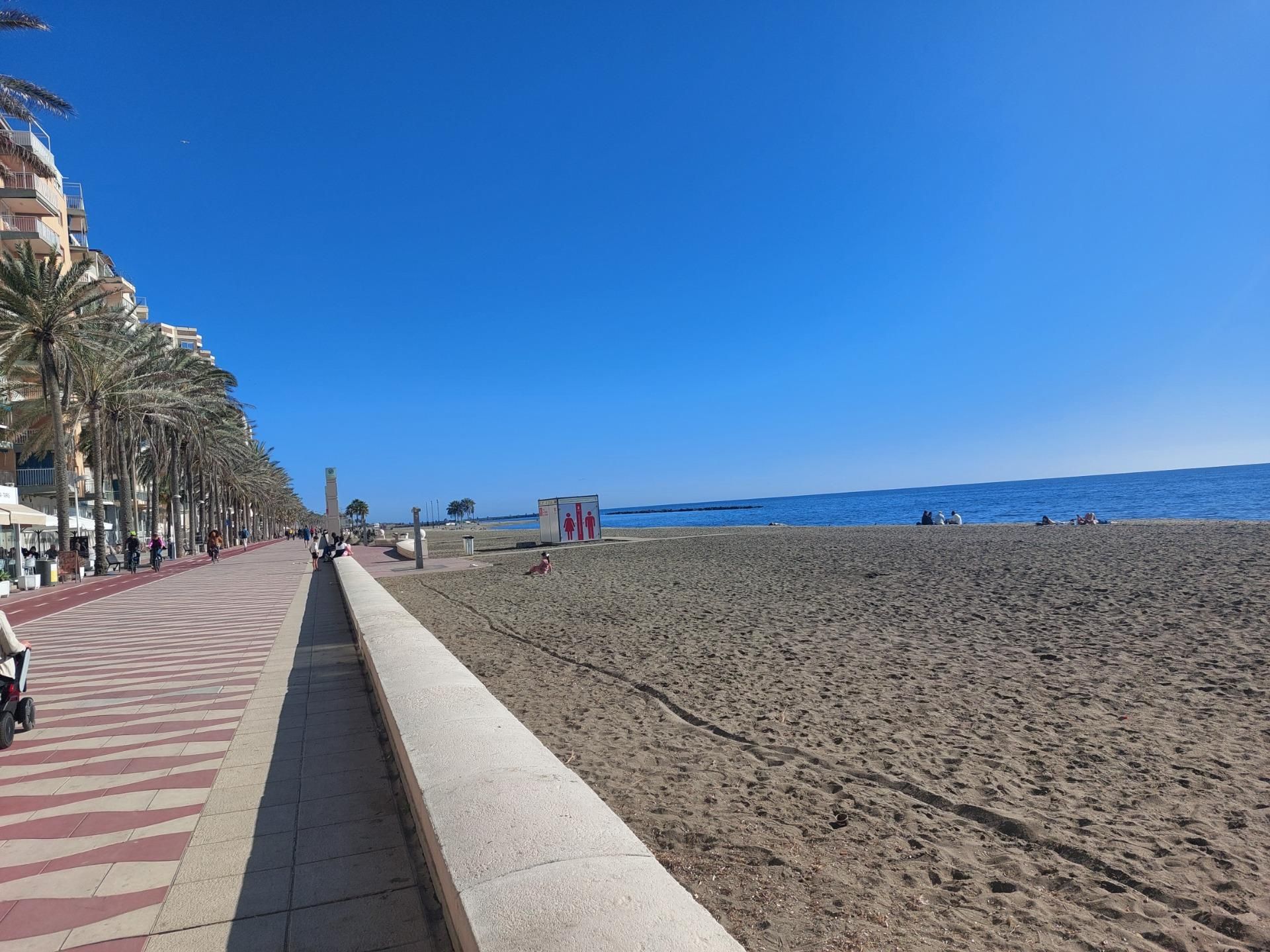 Exterior view of Houses for sale in  Almería Capital  with Terrace and Storage room