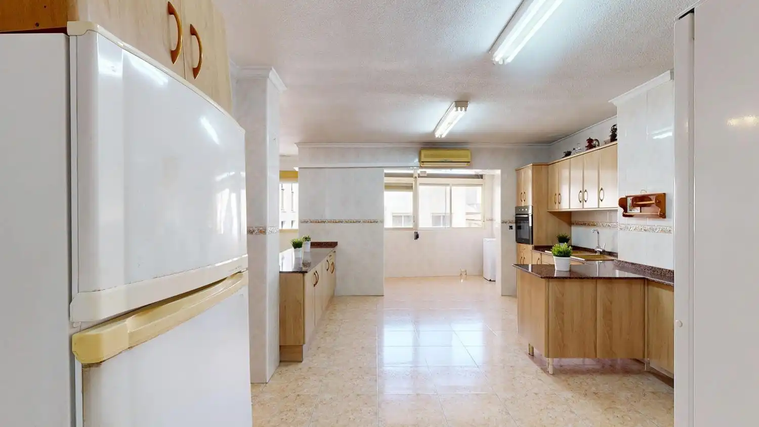 Cuina de Pis en venda en Cartagena amb Aire condicionat, Parquet i Moblat