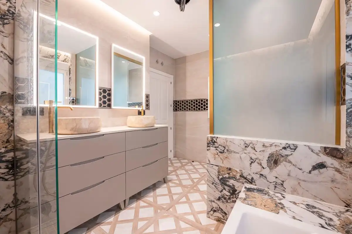Flat with lift for sale in C. de Guzmán el Bueno, imagen 38