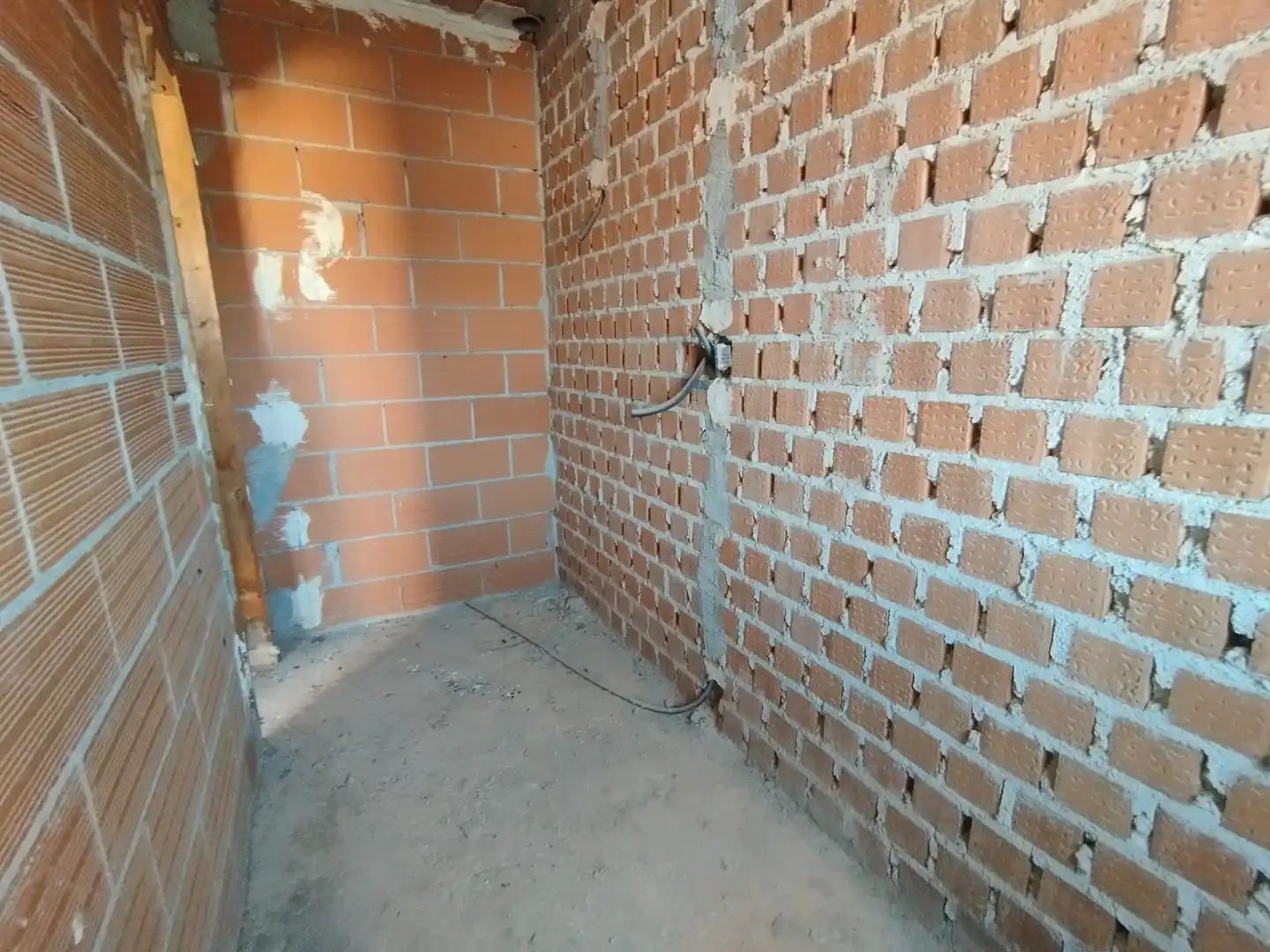 Casa adosada en venda en Tomelloso amb Terrassa i Balcó