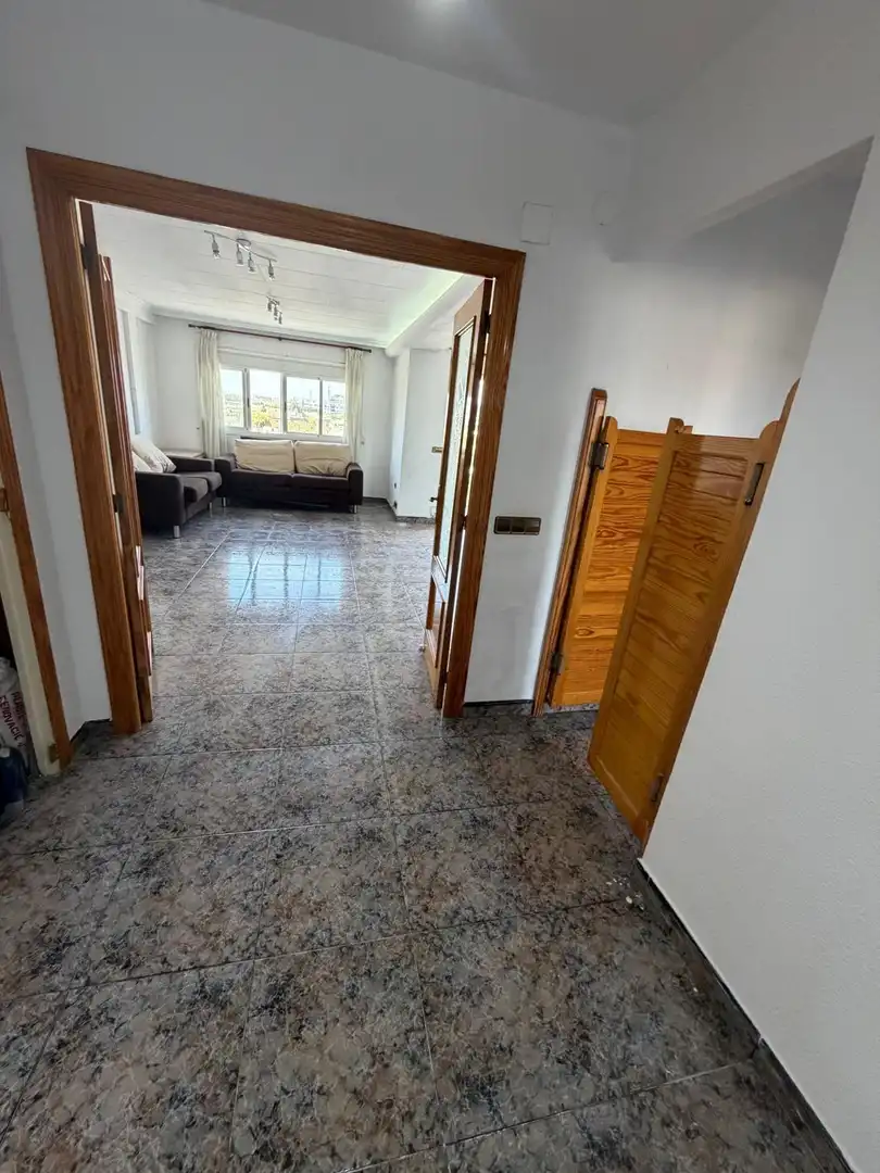 Piso en venta en Valencia con Balcón