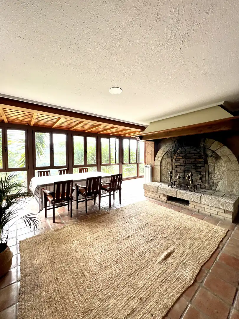 Comedor de Casa o chalet en venta en Piloña con Calefacción y Jardín privado