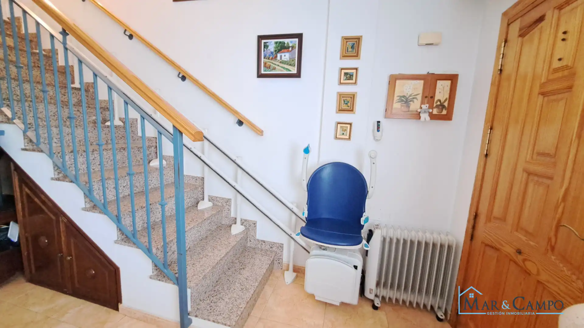 Casa adosada en venda en San Javier amb Aire condicionat, Jardí privat i Moblat