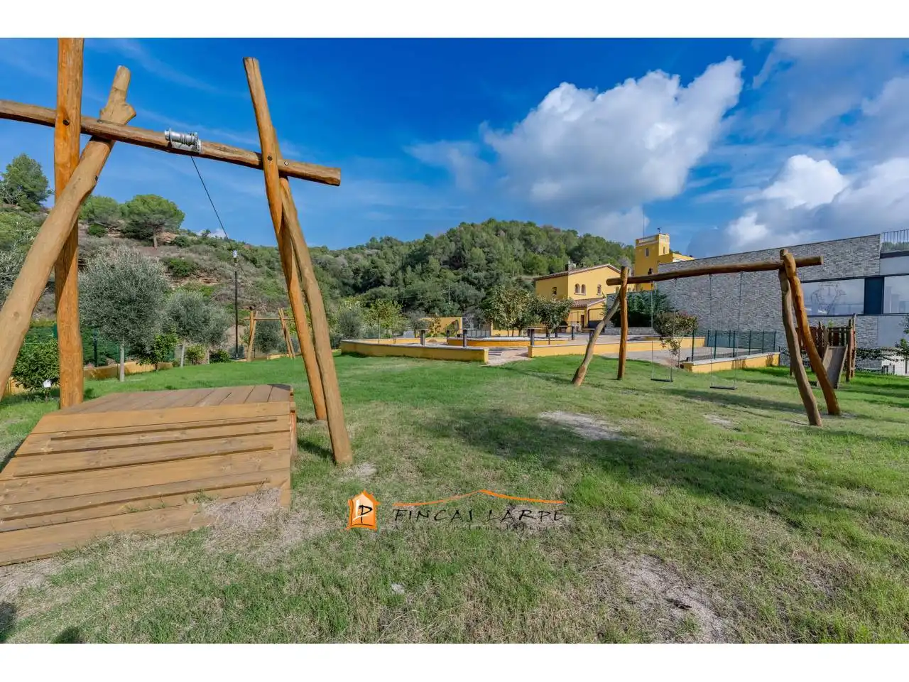 Country homes for rent in Les Grases