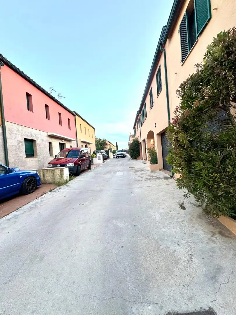 Vista exterior de Casa o chalet en venta en Vall-llobrega con Calefacción