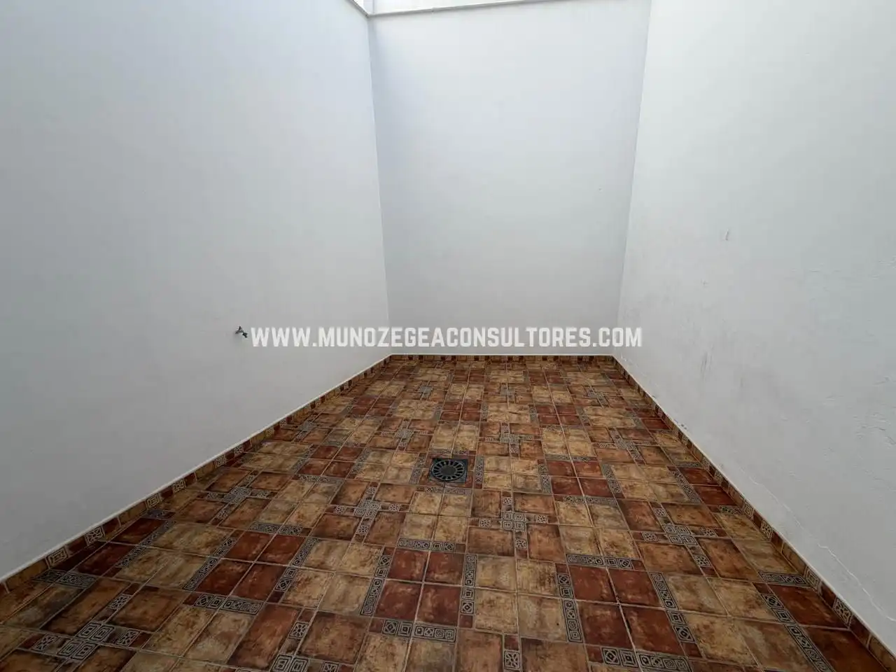Casa o xalet en venda en Lucena amb Terrassa i Traster