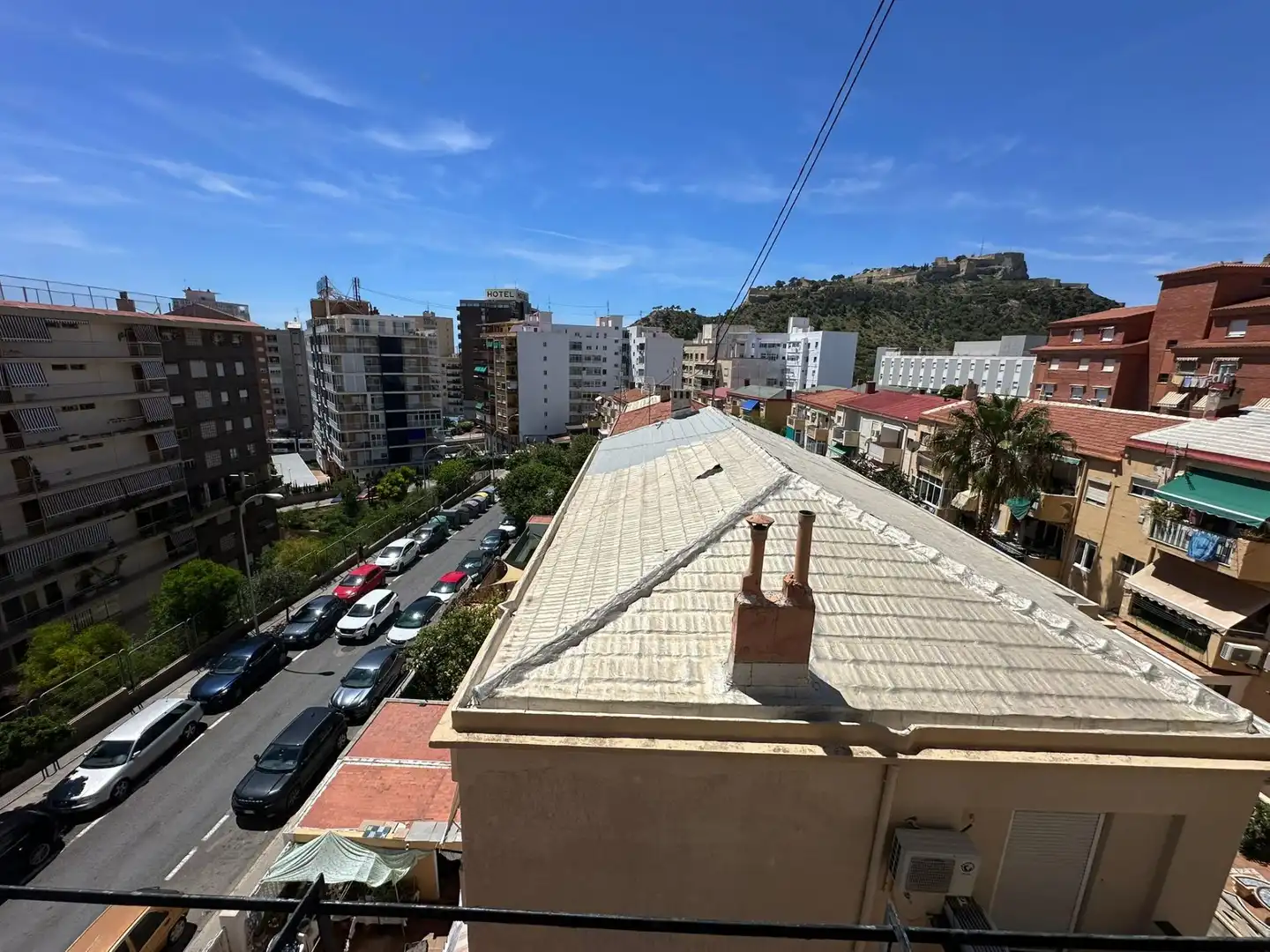 Vista exterior de Pis en venda en Alicante / Alacant amb Moblat