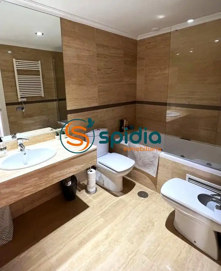 Bathroom of Apartments for rent in Águilas  with Air Conditioner, Heating and Terrace