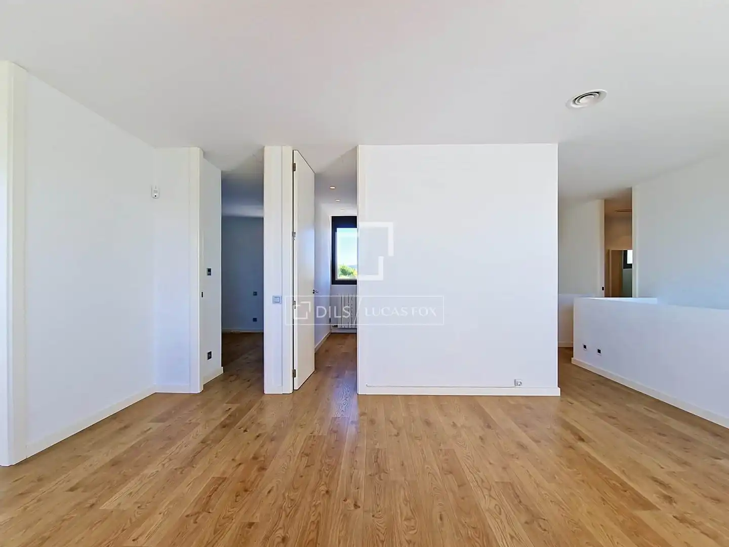 Haus oder Chalet zum Verkauf in Vilanova i la Geltrú mit Klimaanlage, Heizung und Privatgarten