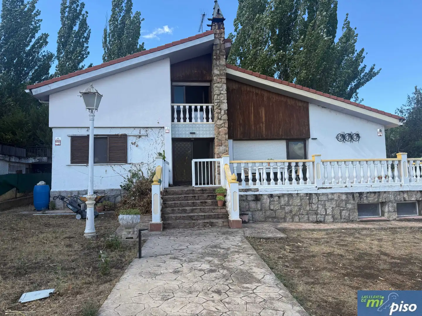 Vista exterior de Casa o chalet en venta en Tudela de Duero con Calefacción, Jardín privado y Terraza