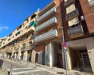 Vista exterior de Edifici en venda en Esplugues de Llobregat