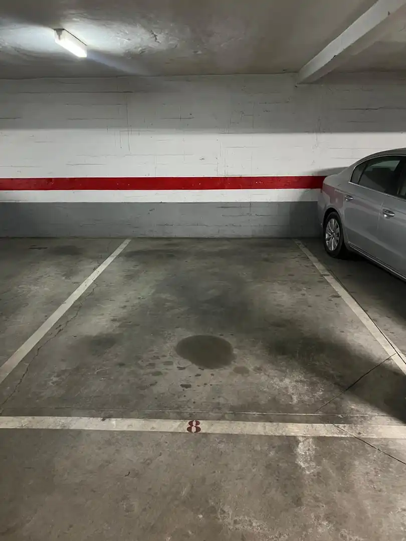 Aparcament de Pis en venda en  Logroño amb Aire condicionat, Calefacció i Terrassa