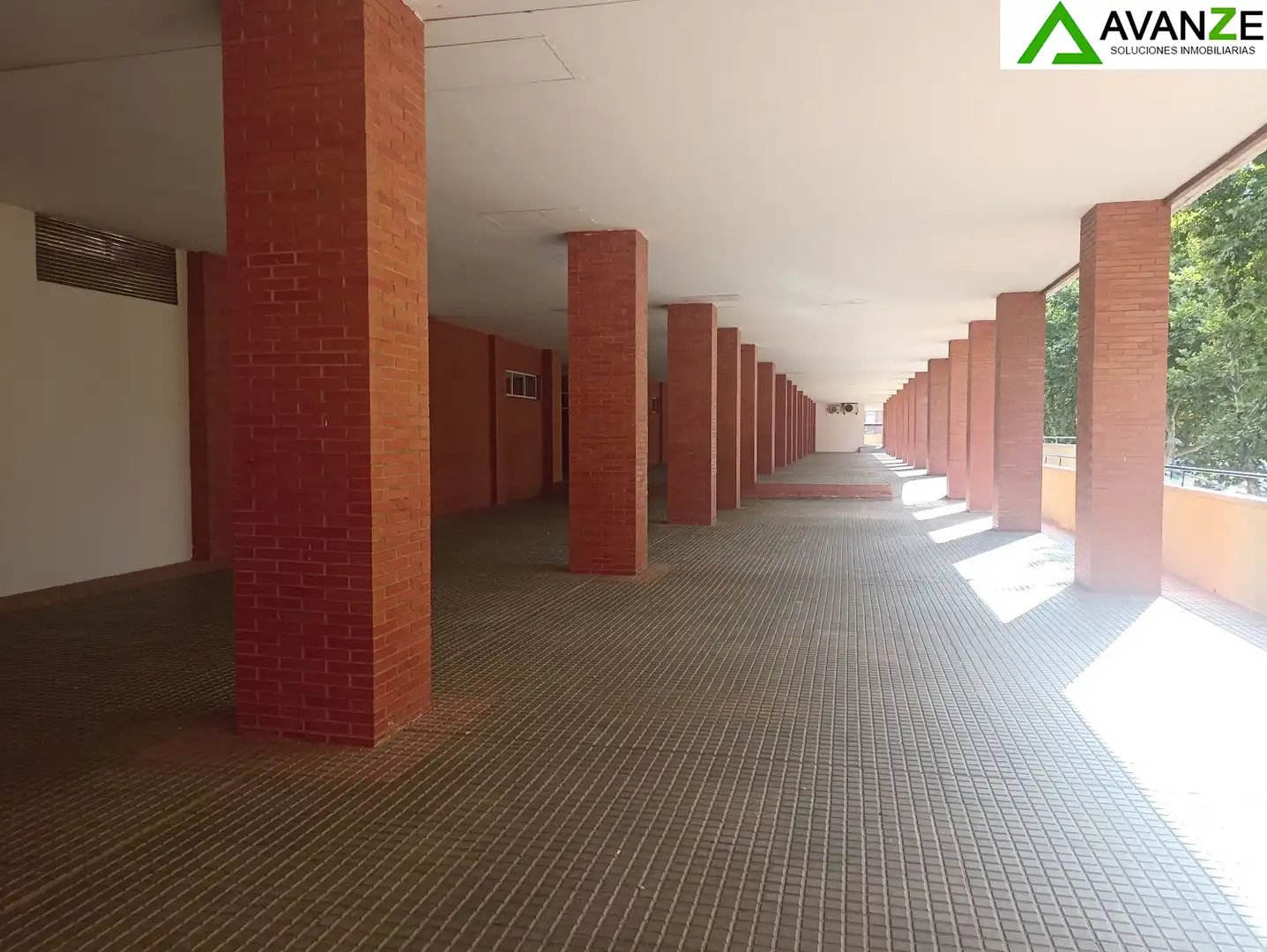 Wohnung zum Verkauf in Mérida mit Klimaanlage, Heizung und Terrasse