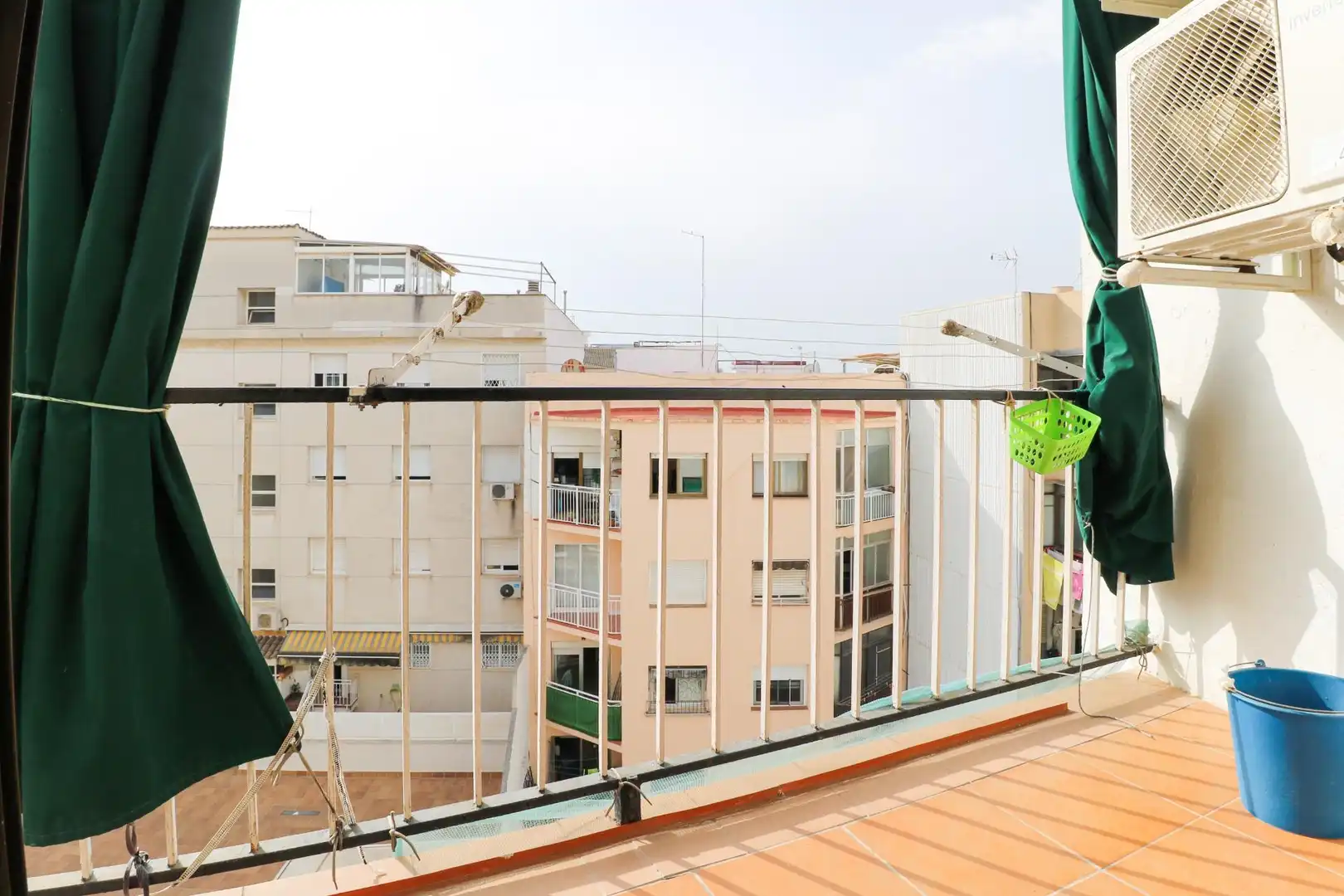 Penthouse with terrace for sale in Carrer CANONGE DOCTOR AUGUET, imagen 5