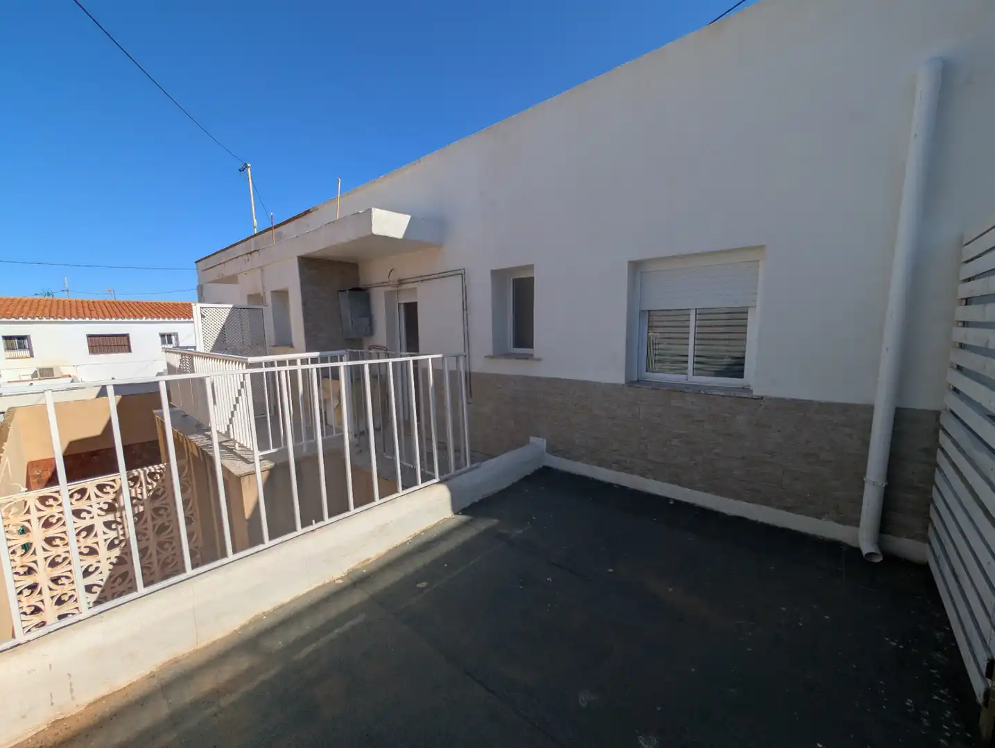 Vista exterior de Edificio en venta en Cartagena
