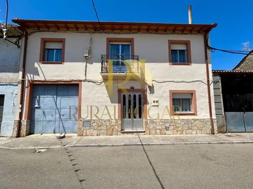 Haus mit Balkon zum Verkauf in Calle Real 27