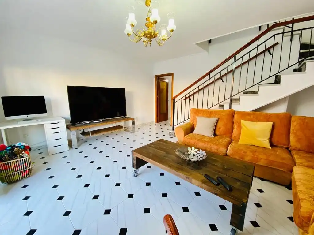 Sala de estar de Casa o chalet de alquiler en Vélez-Málaga con Terraza y Internet