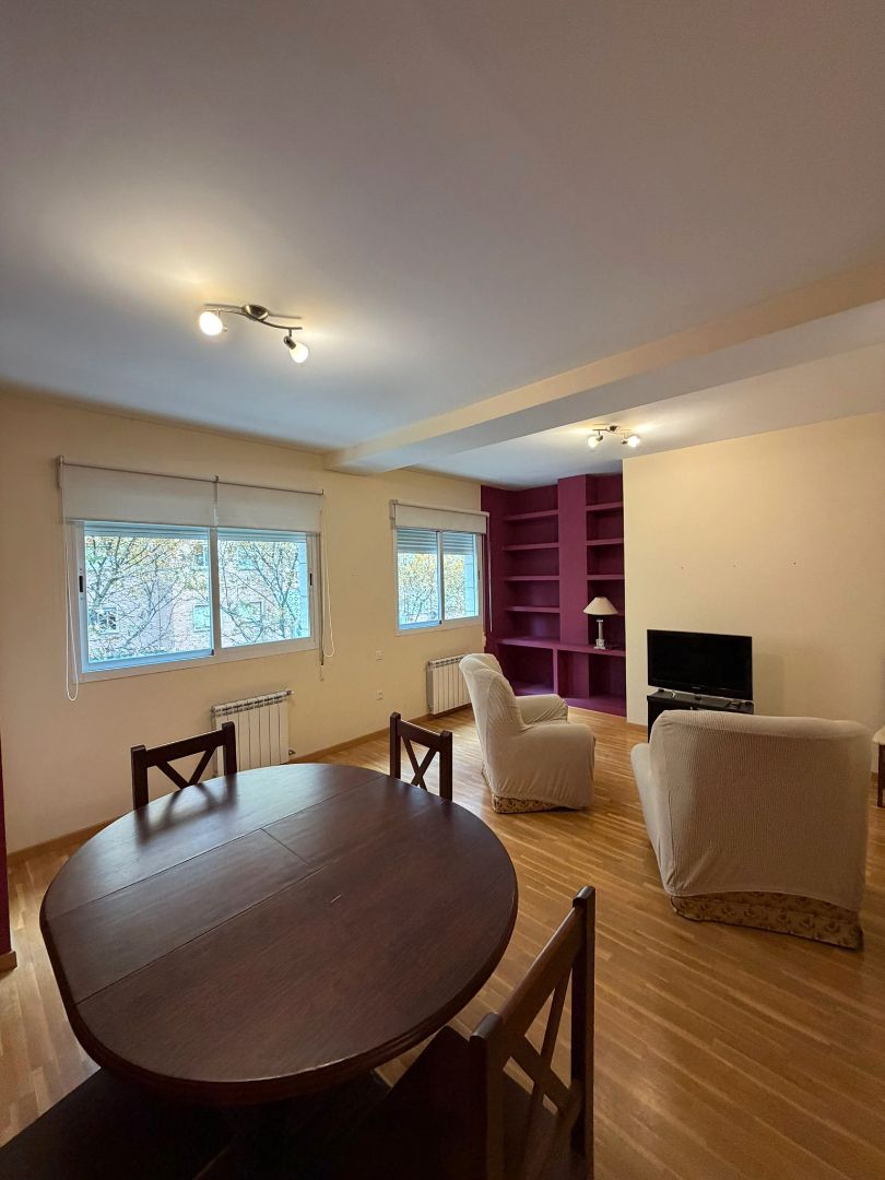 Piso en venta en Calle Ricardo Fernández de la Puente, Casco Antiguo