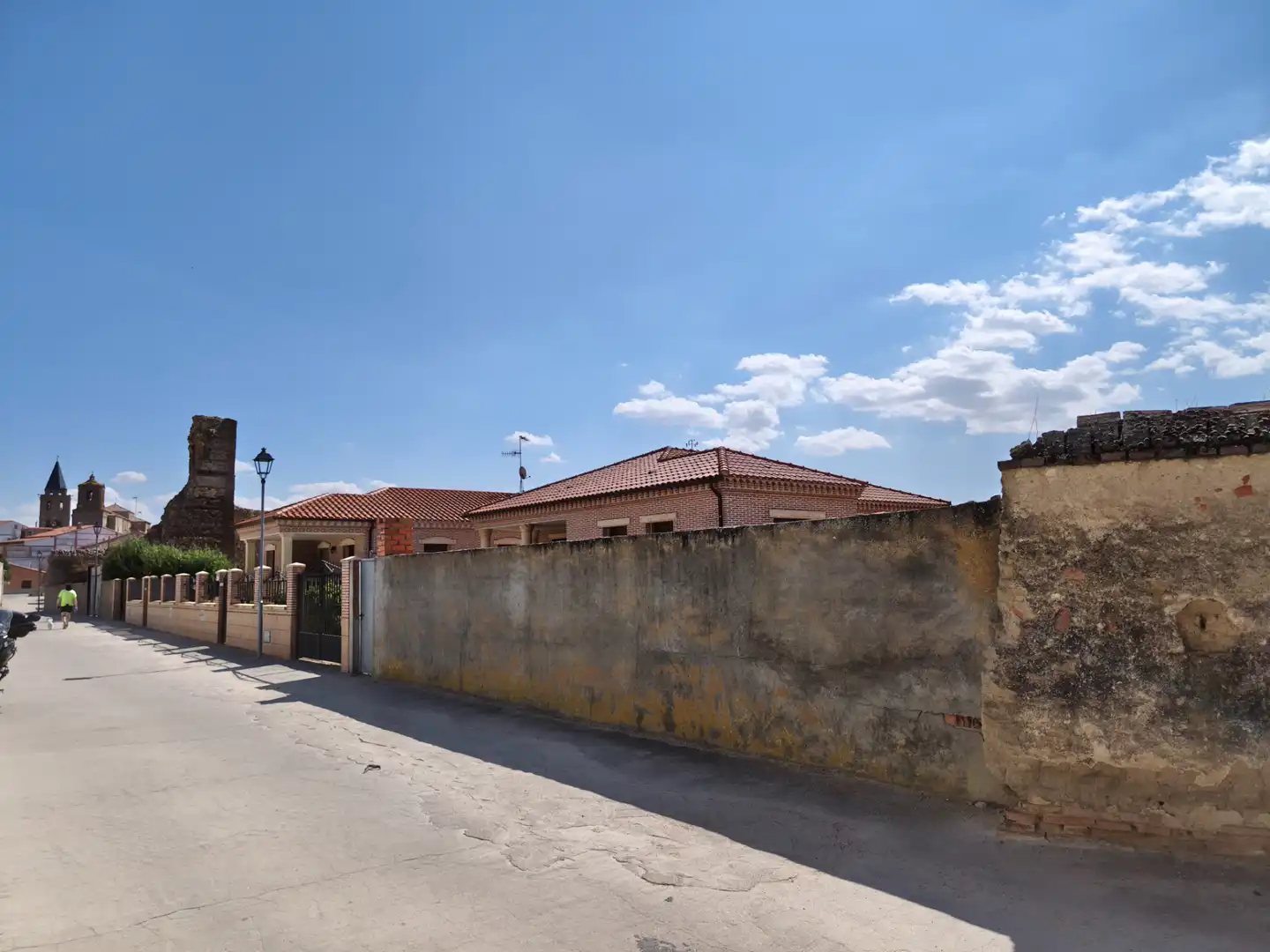 Vista exterior de Residencial en venta en Madrigal de las Altas Torres