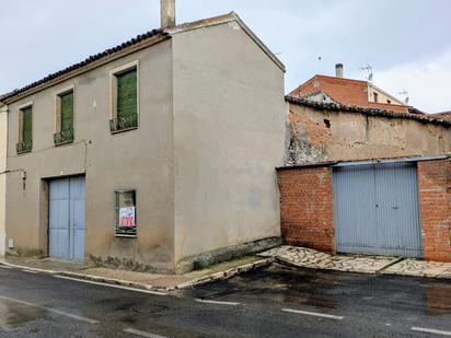Exterior view of House or chalet for sale in Colmenar de Oreja