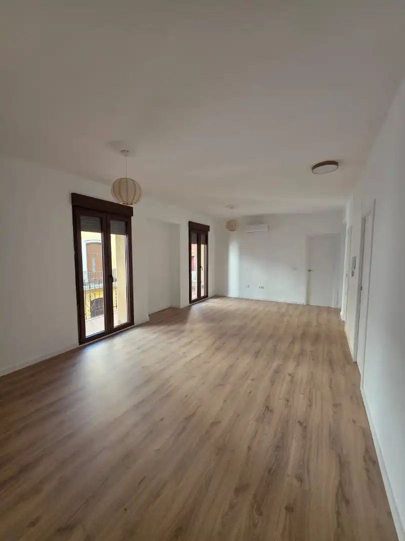 Sala d'estar de Pis de lloguer en Xàtiva amb Balcó