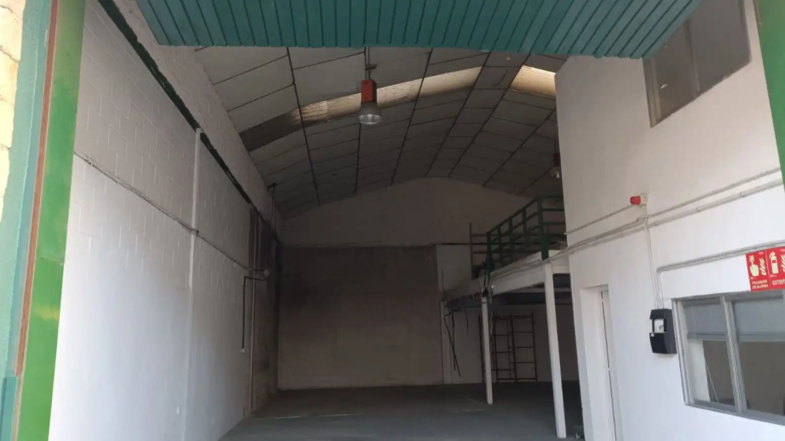 Industrial buildings for rent in Collado Villalba  with Alarm