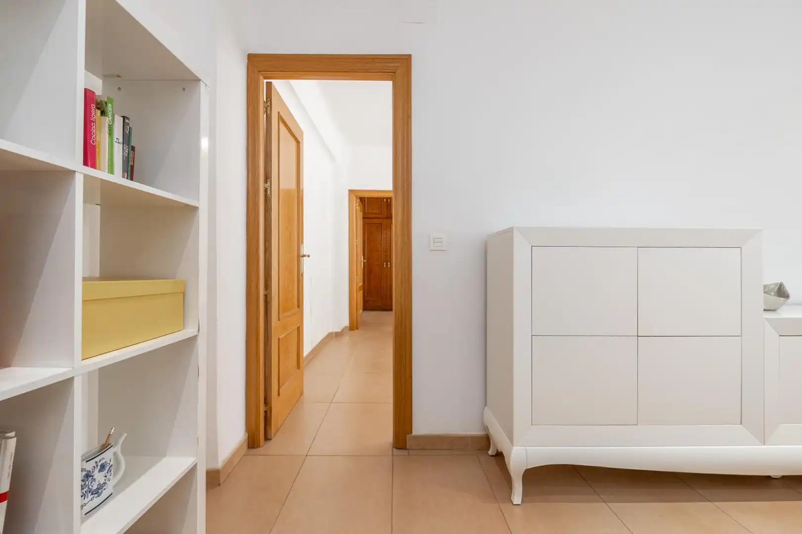 Wohnung zum Verkauf in Granada mit Klimaanlage