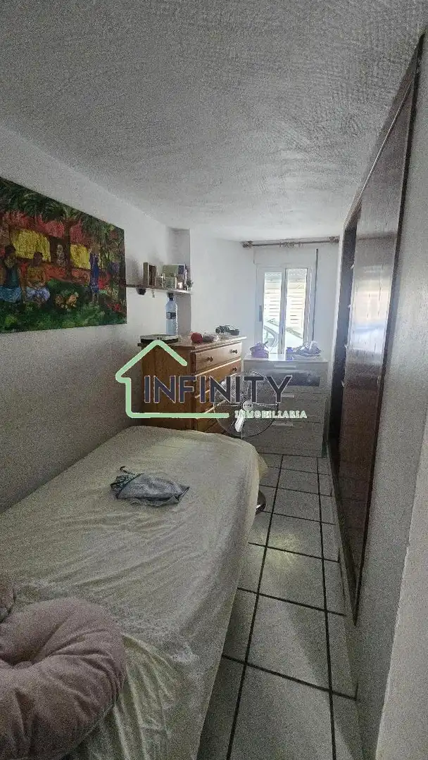 Dormitori de Casa o xalet en venda en Oliva amb Aire condicionat, Terrassa i Traster
