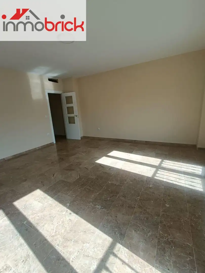 Flat for sale in Rute  with Storage room