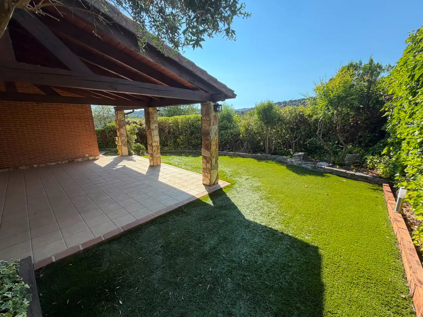 Terrassa de Casa o xalet de lloguer en Las Rozas de Madrid amb Aire condicionat, Calefacció i Jardí privat