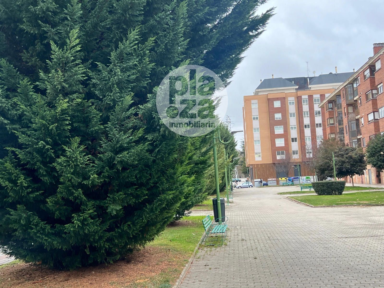 Piso en venta en Burgos Capital con Calefacción, Trastero y Amueblado