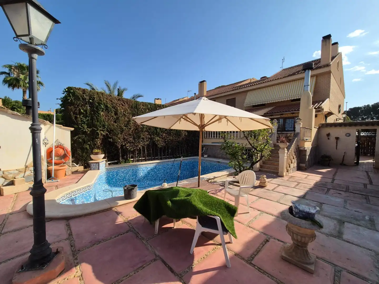 Piscina de Casa o xalet en venda en Petrer amb Calefacció, Jardí privat i Terrassa