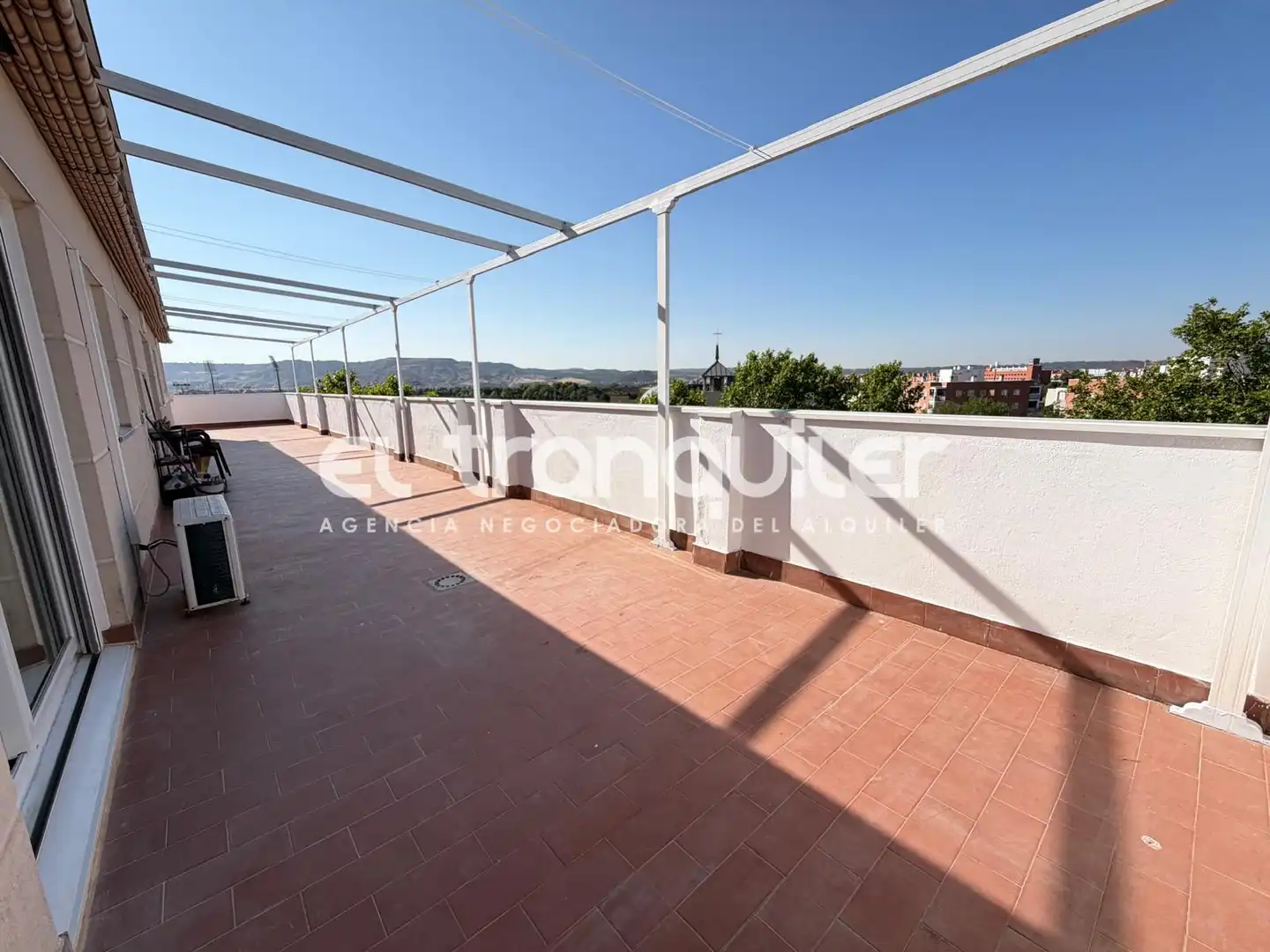 Dachboden zur Miete in Calle Jose Martinez Ruiz Azorin, Espartales