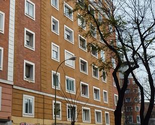 Exterior view of Flat for sale in  Madrid Capital  with Air Conditioner, Heating and Parquet flooring