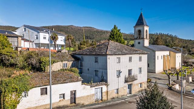 Finca rústica en Venta en Trabada