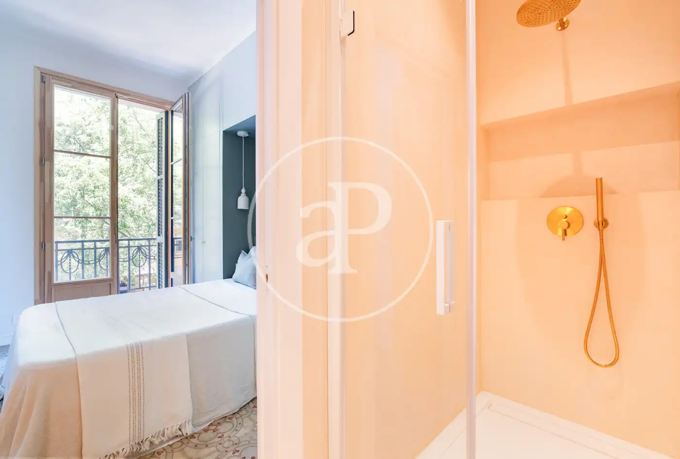 Habitación de Piso en venta en Barcelona con Aire acondicionado, Calefacción y Terraza