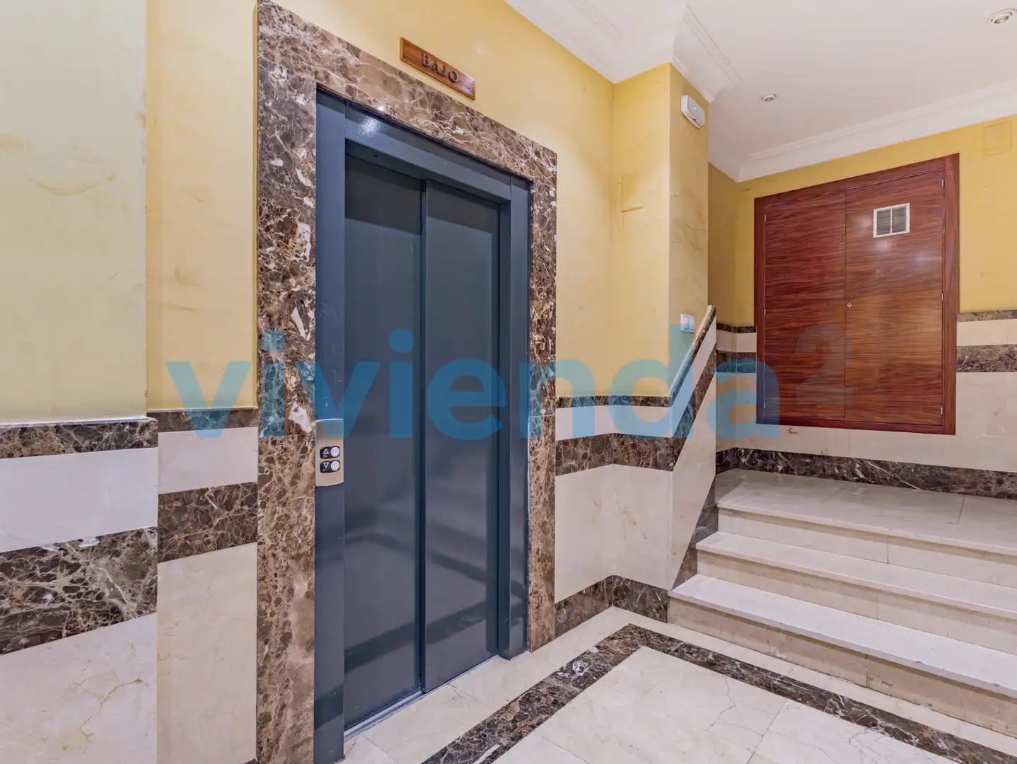 Flat for sale in Madrid  with Air Conditioner, Heating and Storage room