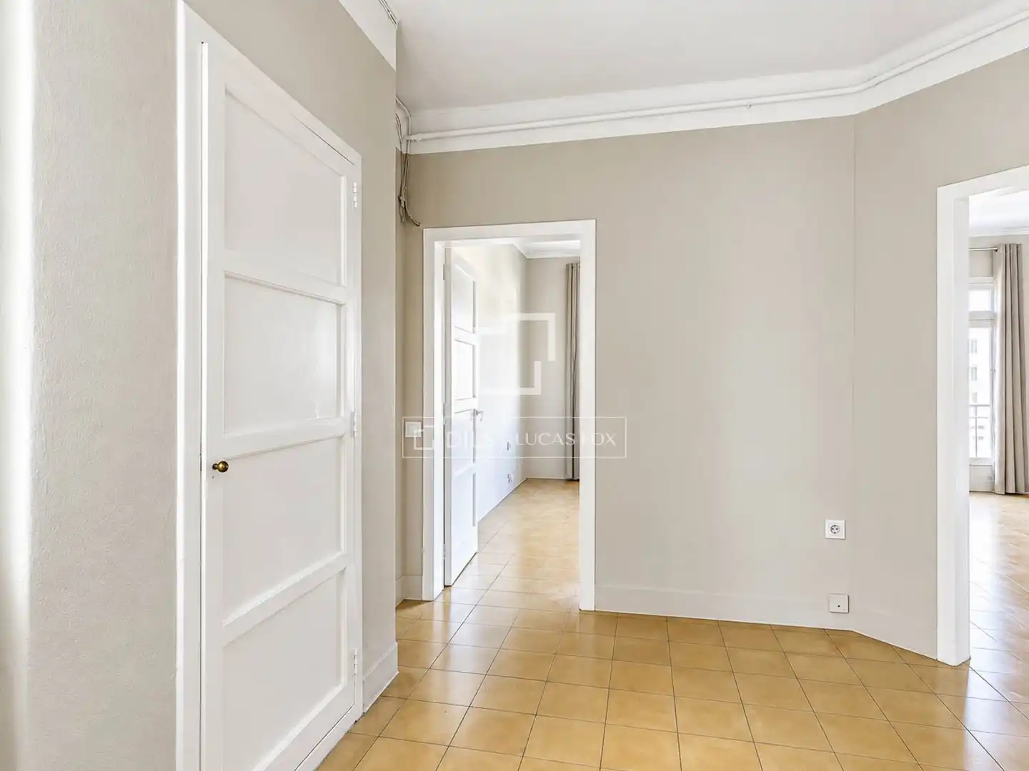 Flat for sale in Eixample