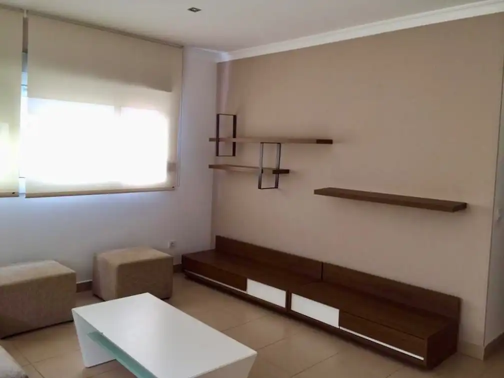 Sala d'estar de Pis en venda en Las Palmas de Gran Canaria amb Traster, Moblat i Forn