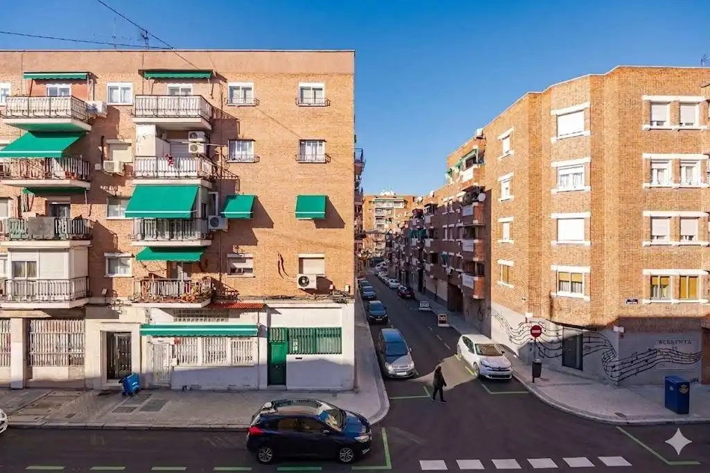 Exterior view of Flat for sale in Madrid  with Heating