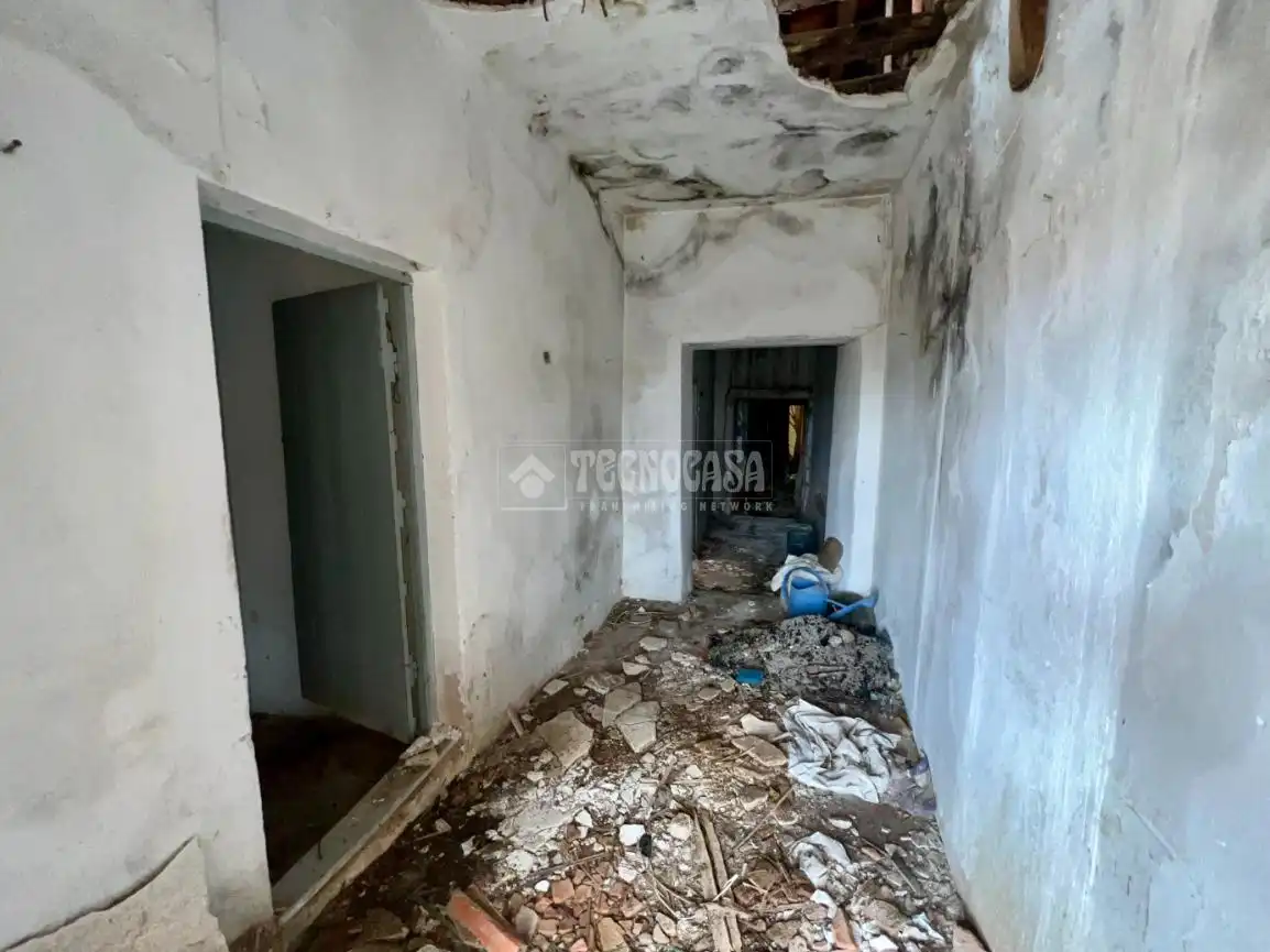 Finca rústica en venta en Ribatejada con Jardín privado