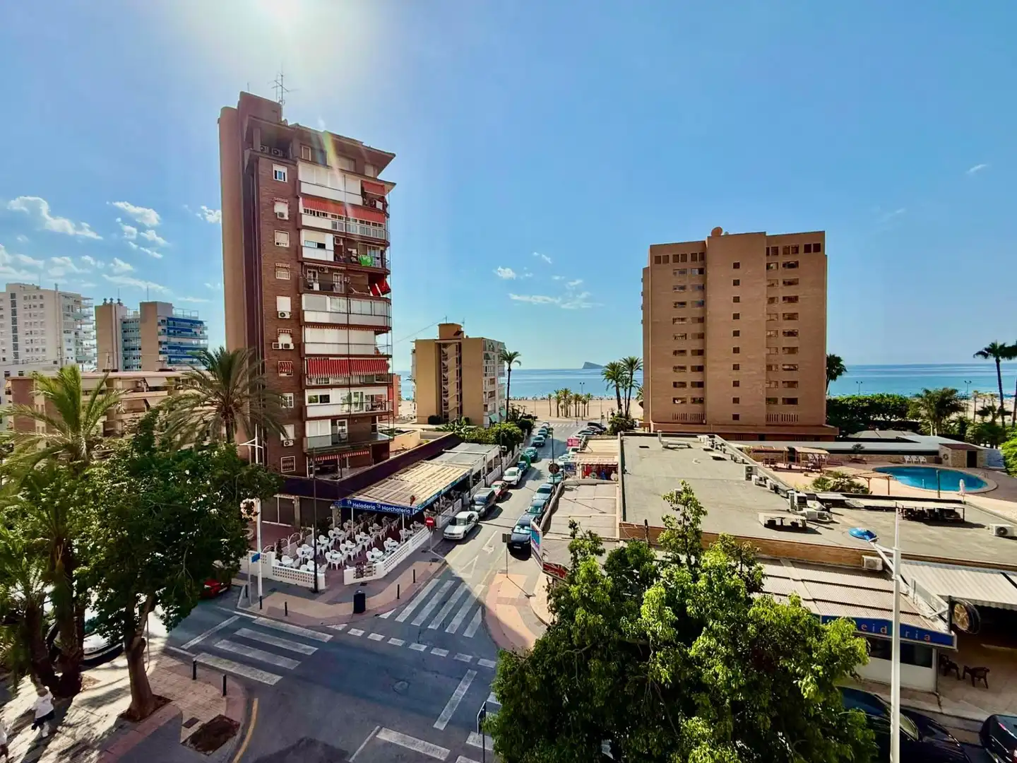 Vista exterior de Apartament en venda en Benidorm amb Aire condicionat, Terrassa i Moblat