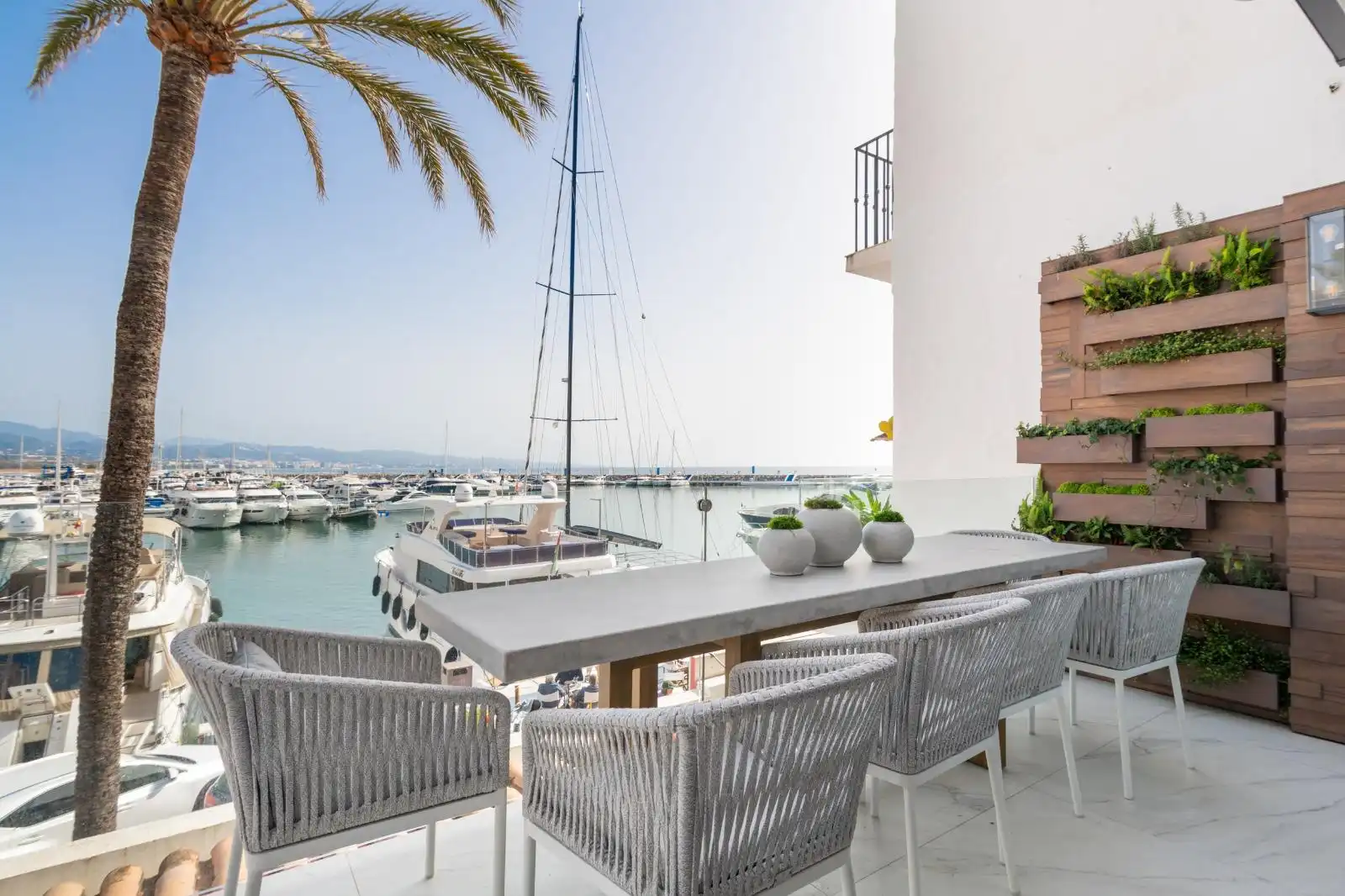 Terrace of Flat for sale in Marbella  with Air Conditioner, Terrace and Oven