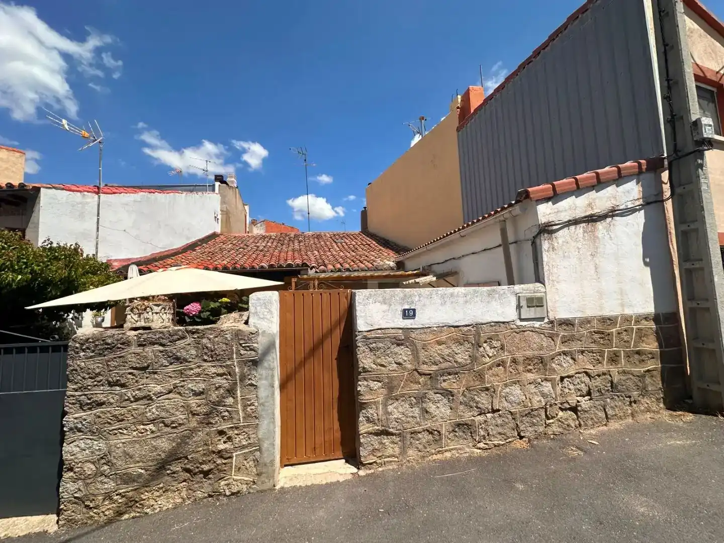 Vista exterior de Pis en venda en Navalmoral amb Balcó