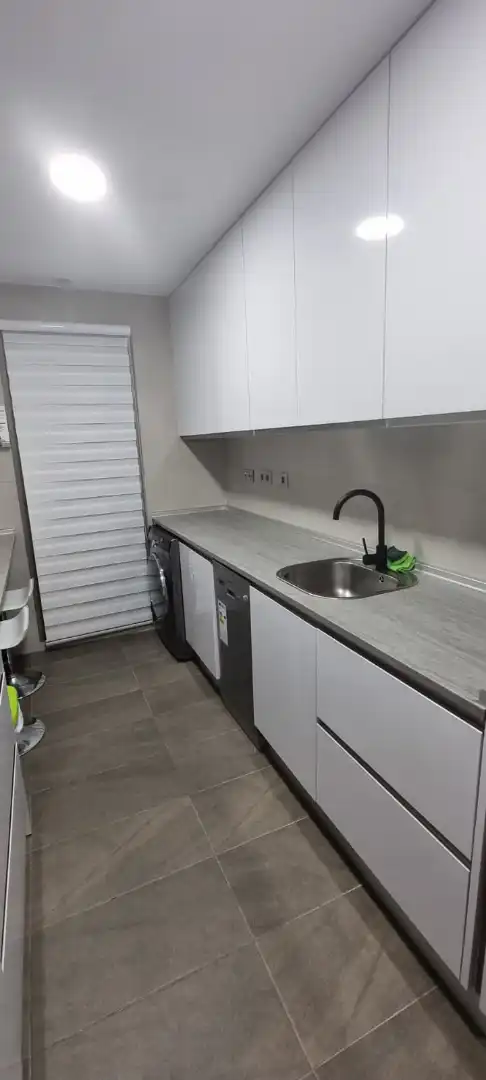 Küche von Wohnung zur Miete in Entrenúcleos