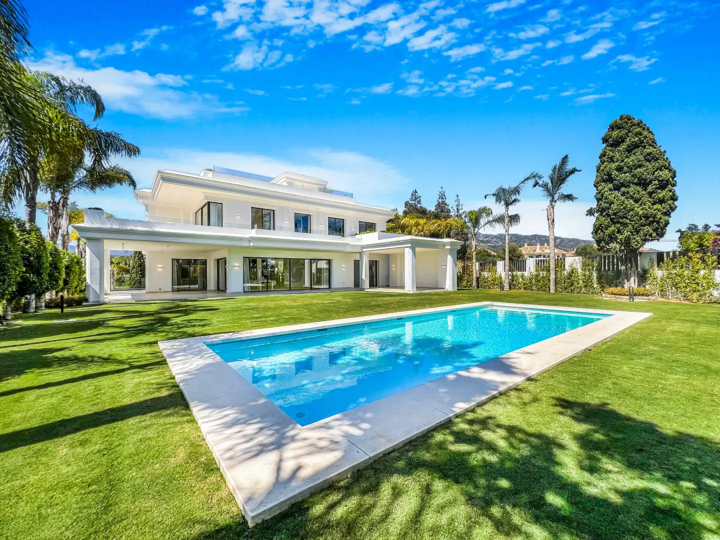 Garten von Haus oder Chalet zum Verkauf in Marbella mit Klimaanlage, Heizung und Privatgarten