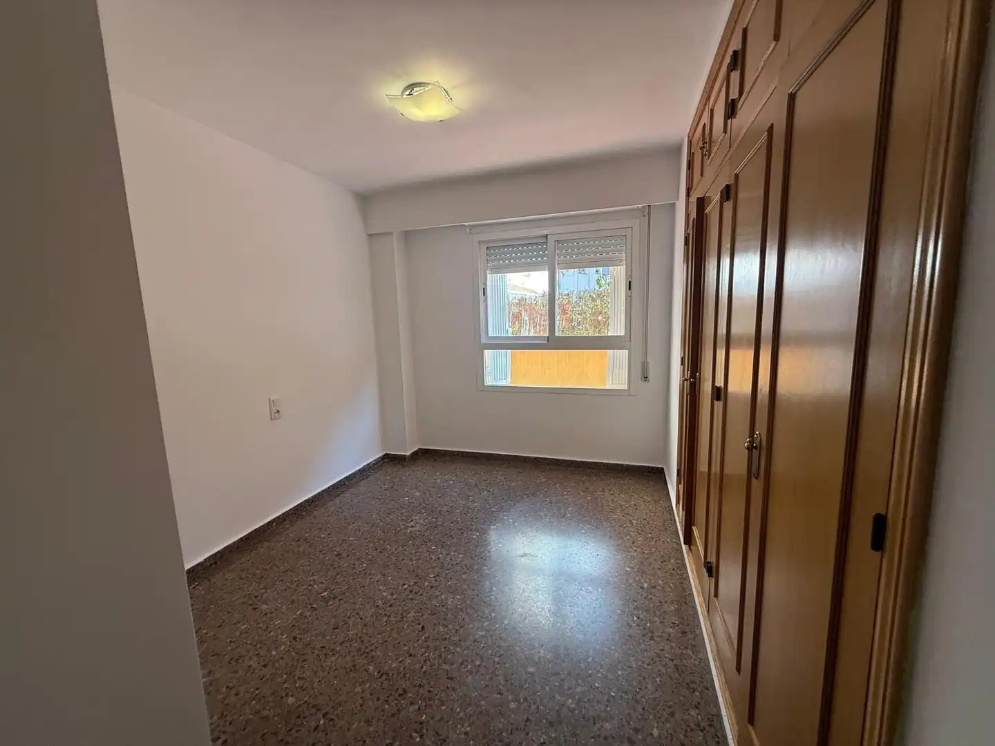 Habitación de Piso de alquiler en Valencia con Aire acondicionado, Terraza y Balcón